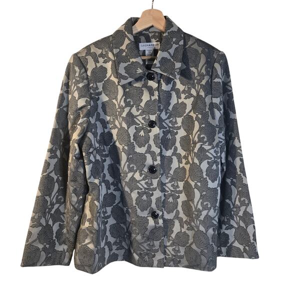 Chic Gray Floral Blazer, Size 16W [0151] - Picture 1 of 8